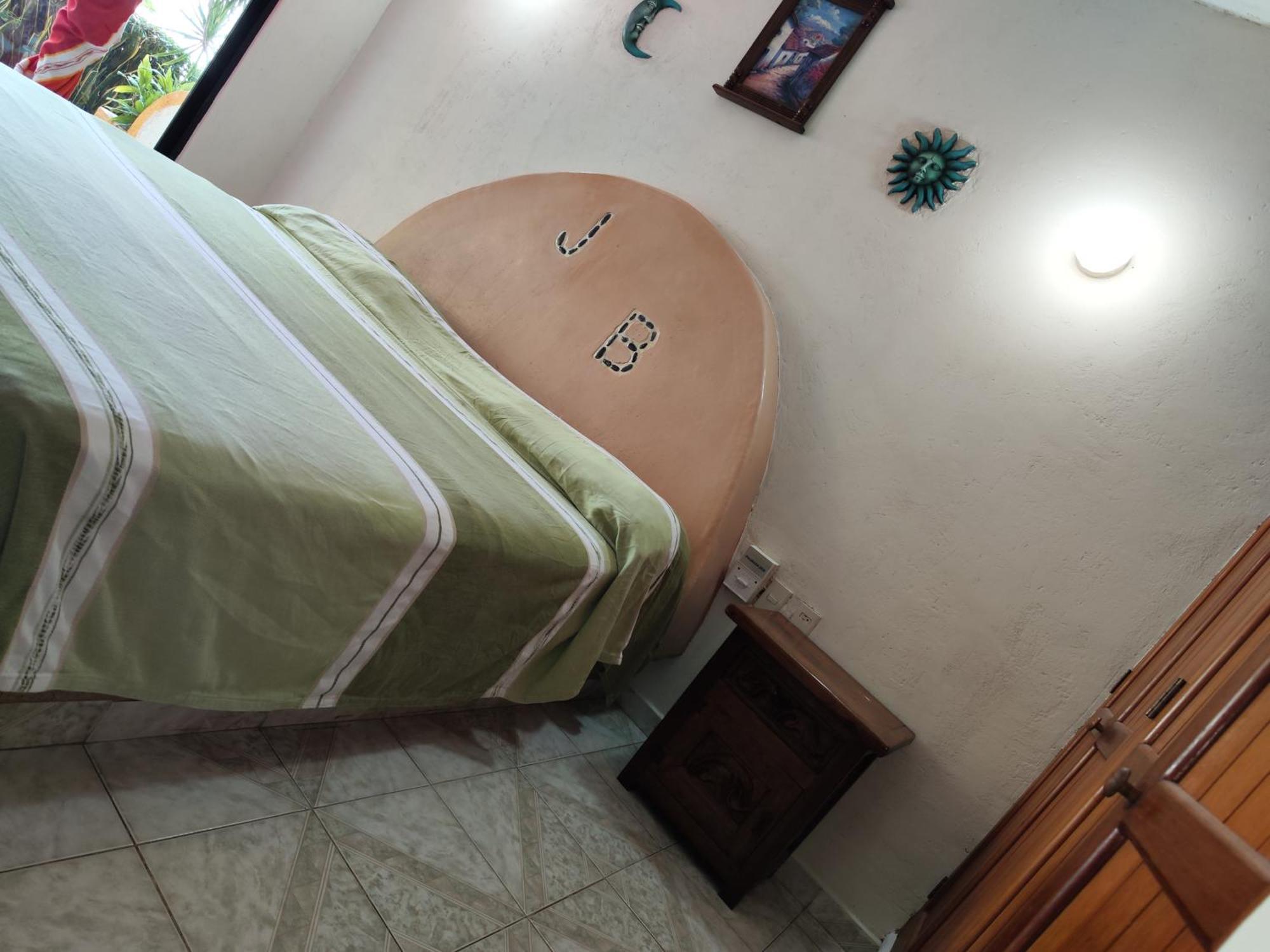 Hotel J.B. Zihuatanejo Buitenkant foto